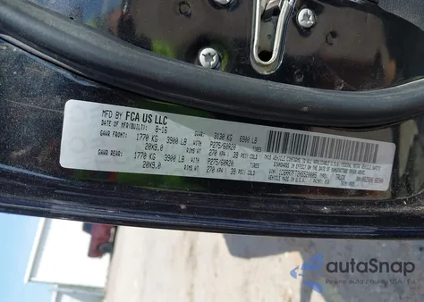 2017 Ram 1500 Express 4X4 6'4 Box z USA, uszkodzony, nr VIN 1C6RR7FT2HS520005